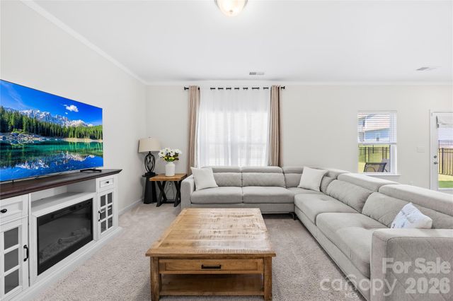 8131 Jonagold Lane, Charlotte, NC 28215