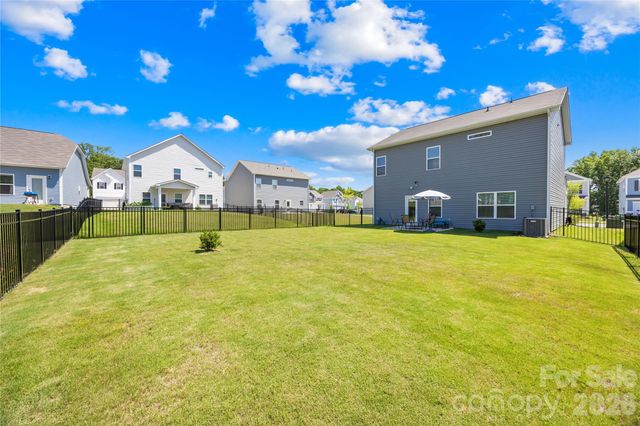 8131 Jonagold Lane, Charlotte, NC 28215