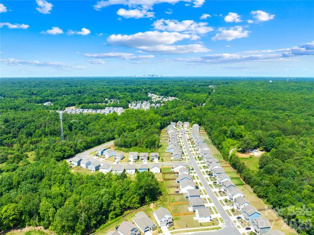 8131 Jonagold Lane, Charlotte, NC 28215