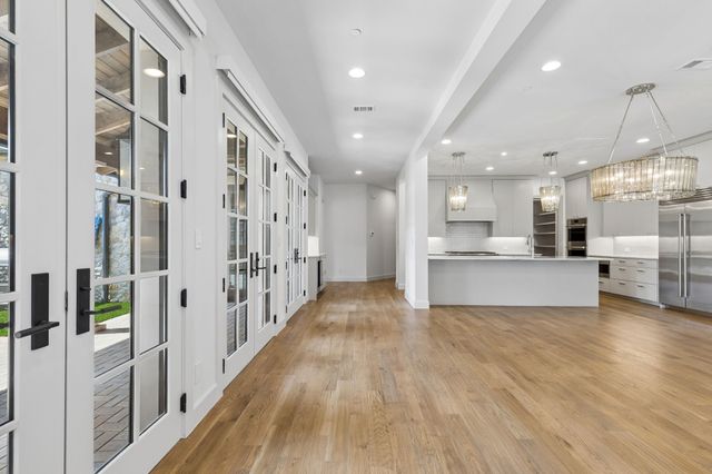 76 Cortes Drive, Westlake, TX 76262