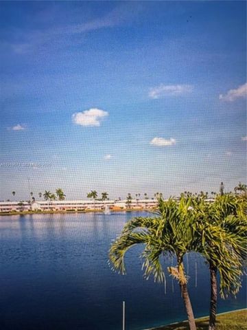 1000 SW 10th Ter 17P, Hallandale Beach, FL 33009