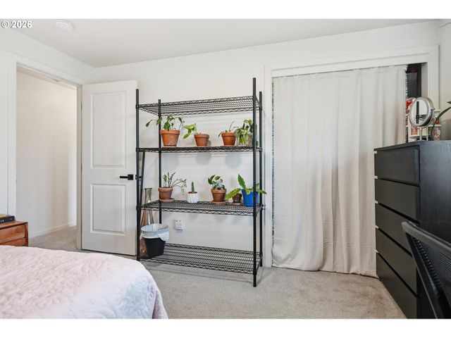 624 N Pershing St, Mt Angel, OR 97362