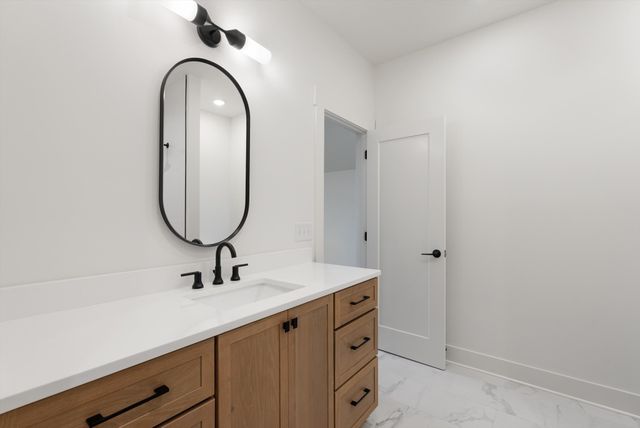1301 Alderwood Pass, Nashville, TN 37207