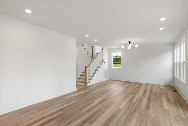 1301 Alderwood Pass, Nashville, TN 37207
