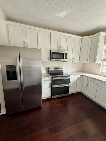 1078 Willoughby Station Blvd, Mount Juliet, TN 37122