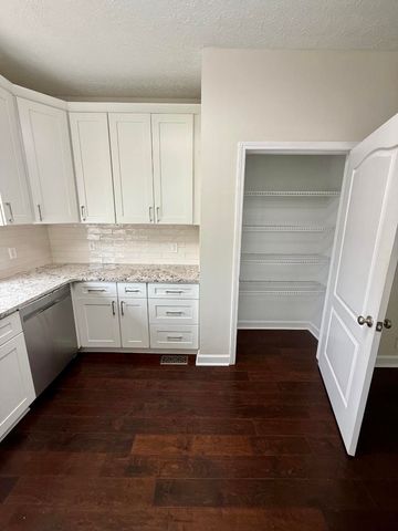 1078 Willoughby Station Blvd, Mount Juliet, TN 37122