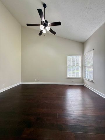 1078 Willoughby Station Blvd, Mount Juliet, TN 37122