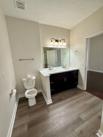 1078 Willoughby Station Blvd, Mount Juliet, TN 37122