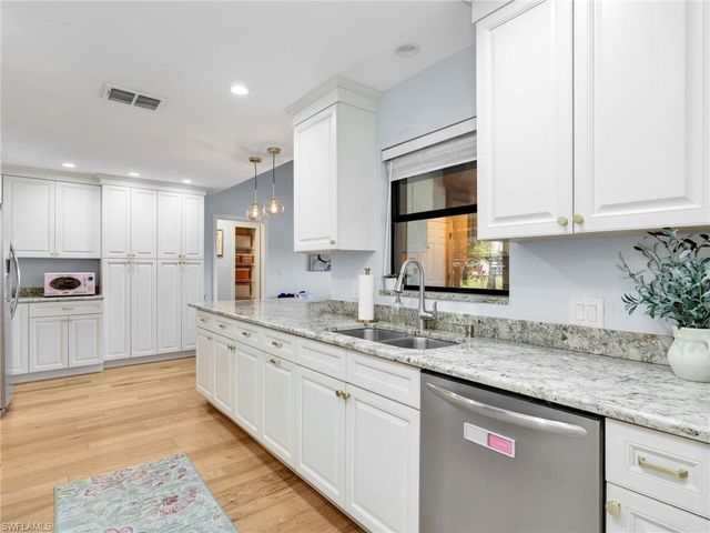 6980 Saint Edmunds LOOP, Fort Myers, FL 33966