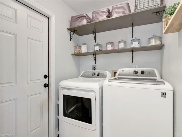 6980 Saint Edmunds LOOP, Fort Myers, FL 33966