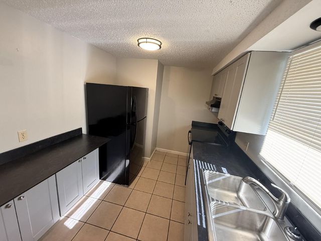 131 W PERRY LANE, Englewood, FL 34224