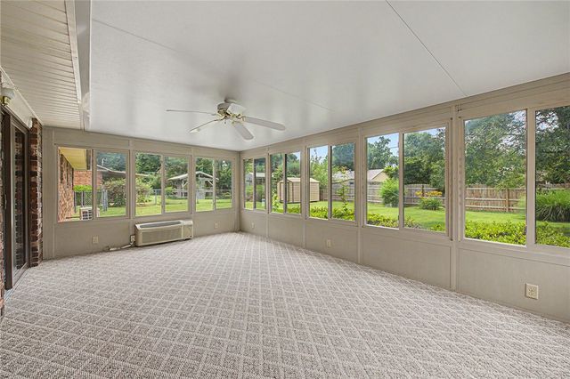 1708 Lawrence Street, Bentonville, AR 72712