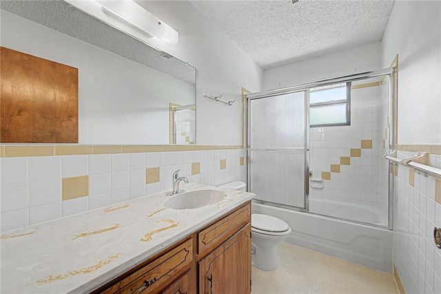 1708 Lawrence Street, Bentonville, AR 72712