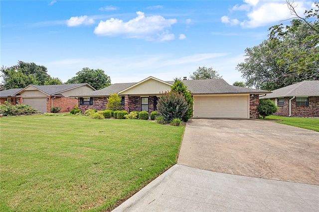 1708 Lawrence Street, Bentonville, AR 72712