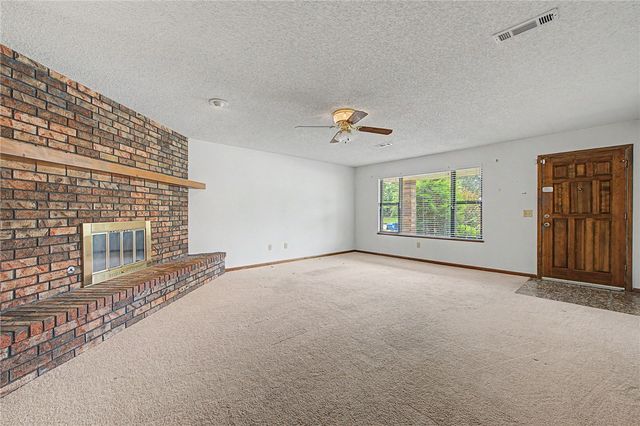 1708 Lawrence Street, Bentonville, AR 72712