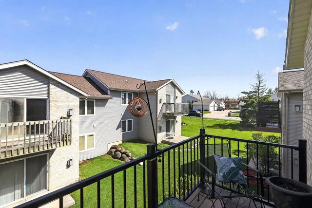 858 St. Albert the Great Drive, Sun Prairie, WI 53590