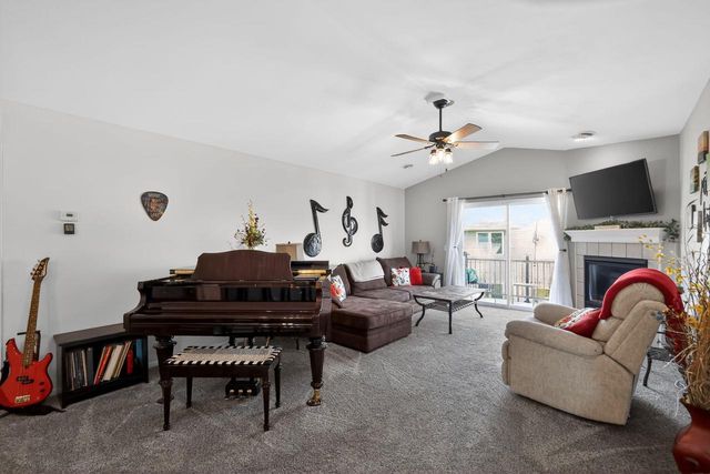 858 St. Albert the Great Drive, Sun Prairie, WI 53590