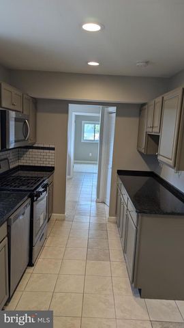 113 COLBURN DR, Manassas Park, VA 20111