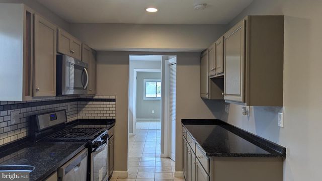 113 COLBURN DR, Manassas Park, VA 20111