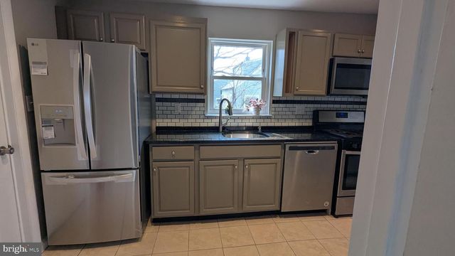 113 COLBURN DR, Manassas Park, VA 20111