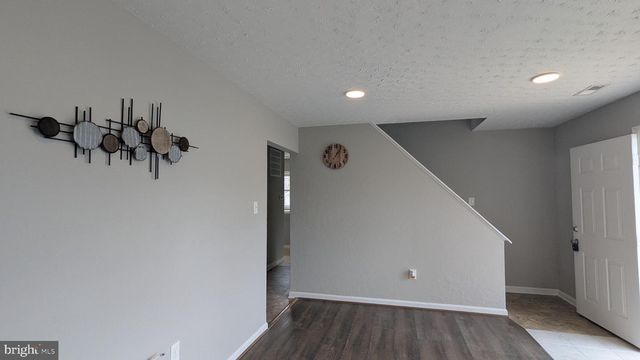 113 COLBURN DR, Manassas Park, VA 20111