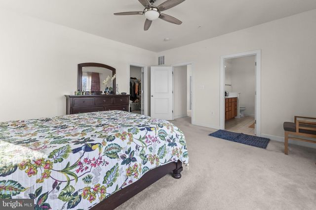 27 EDEN TERRACE LN, Catonsville, MD 21228