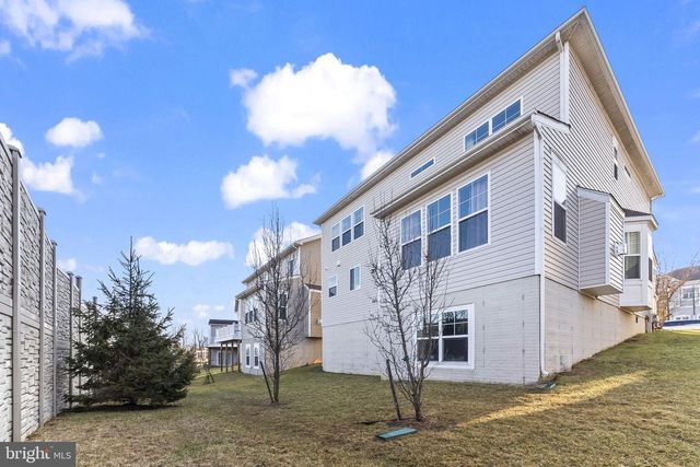 27 EDEN TERRACE LN, Catonsville, MD 21228