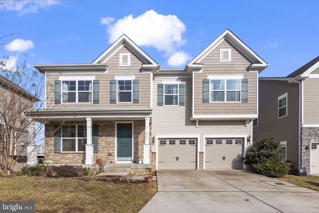 27 EDEN TERRACE LN, Catonsville, MD 21228