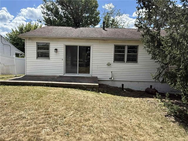 34 LEXINGTON AVENUE, North Union Twp, PA 15401