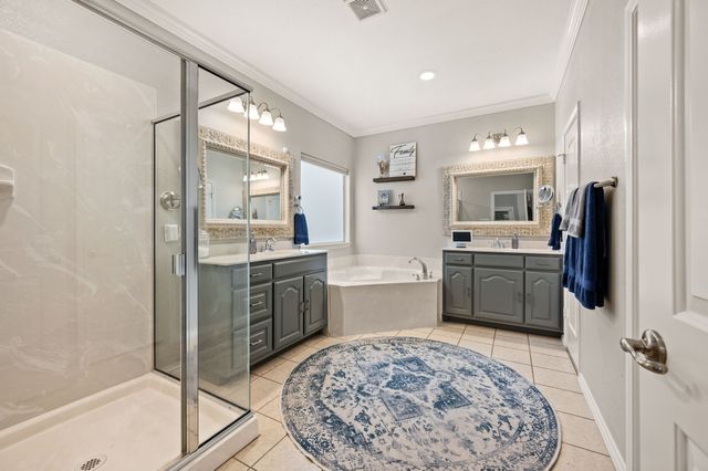 5044 Harney Drive, Fort Worth, TX 76244