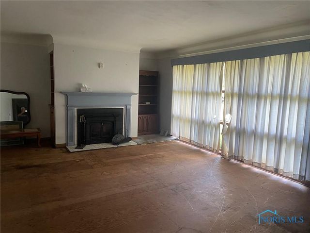 5213 Fairgreen Drive, Toledo, OH 43613