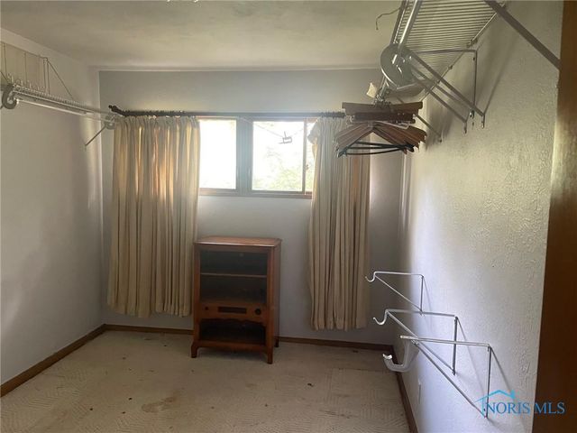 5213 Fairgreen Drive, Toledo, OH 43613