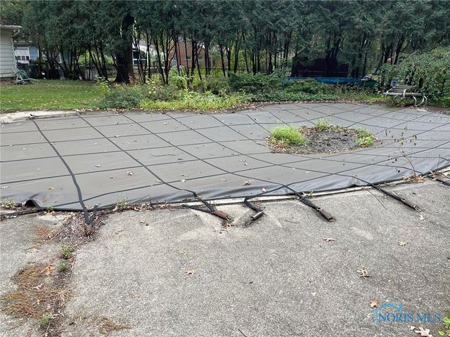 5213 Fairgreen Drive, Toledo, OH 43613