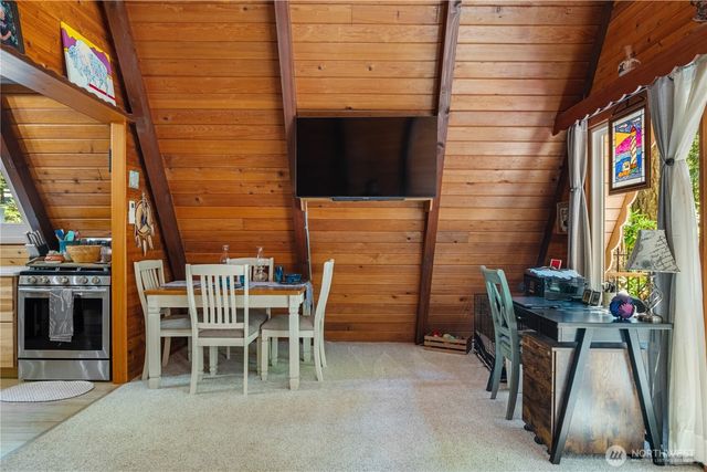 371 N Wynoochee Drive, Hoodsport, WA 98548
