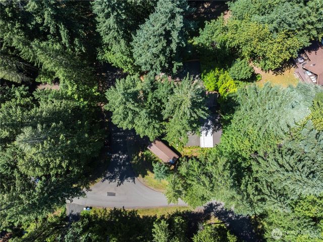 371 N Wynoochee Drive, Hoodsport, WA 98548