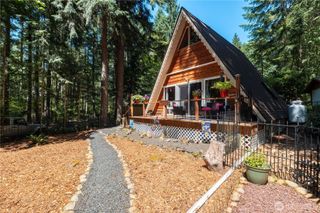 371 N Wynoochee Drive, Hoodsport, WA 98548