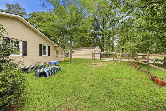 400 Forest Circle, Summerville, SC 29483