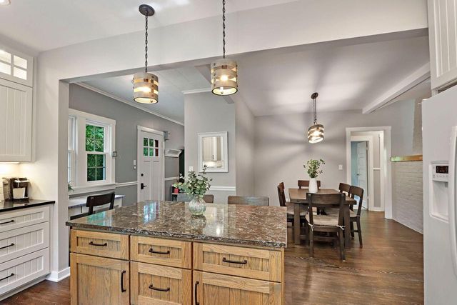 250 Waubun DRIVE, Fontana, WI 53125