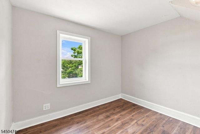 31 N Main St, Flemington Boro, NJ 08822