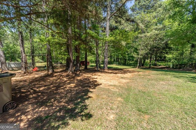 13 Greystone Lane NW, Cartersville, GA 30121
