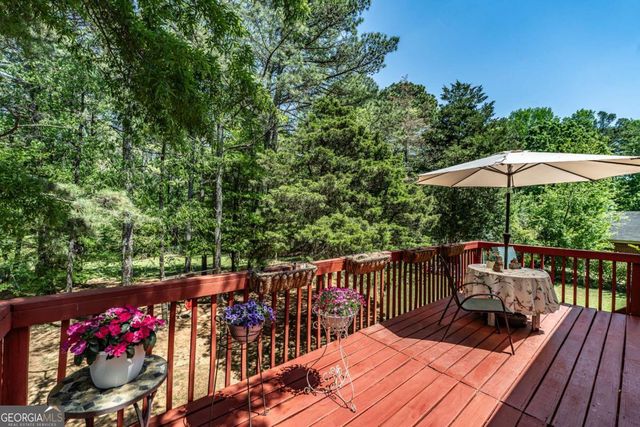 13 Greystone Lane NW, Cartersville, GA 30121