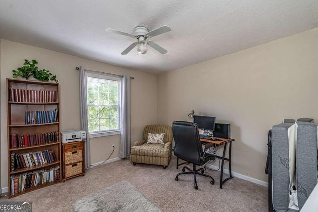 13 Greystone Lane NW, Cartersville, GA 30121