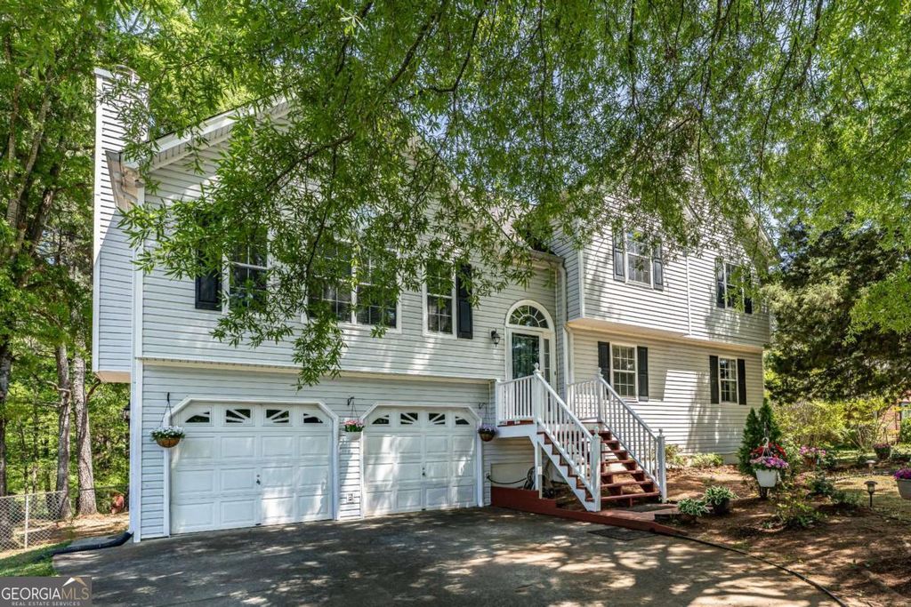 13 Greystone Lane NW, Cartersville, GA 30121