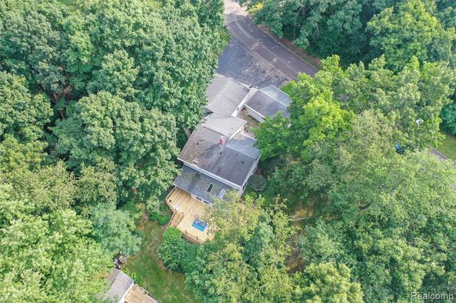 1938 Lakeview Drive, Lapeer, MI 48446