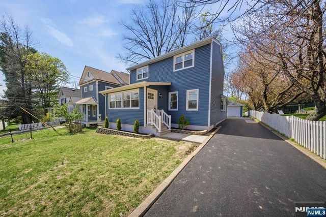 59 Erie Avenue, Midland Park, NJ 07432