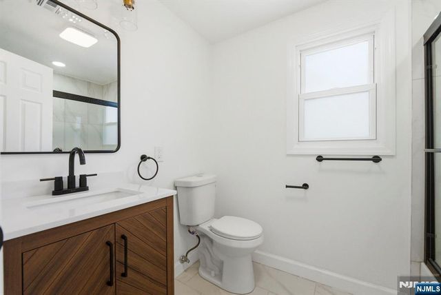 59 Erie Avenue, Midland Park, NJ 07432