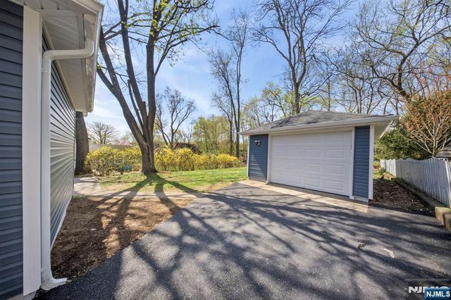 59 Erie Avenue, Midland Park, NJ 07432