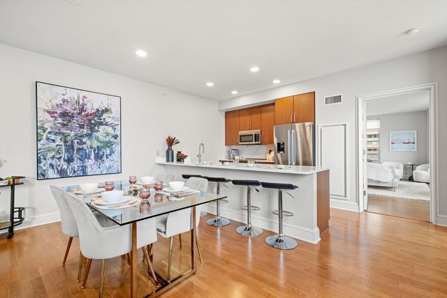 850 N Lake Shore Drive 1207, Chicago, IL 60611