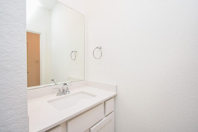 5115 Murillo Drive, Iowa Colony, TX 77583
