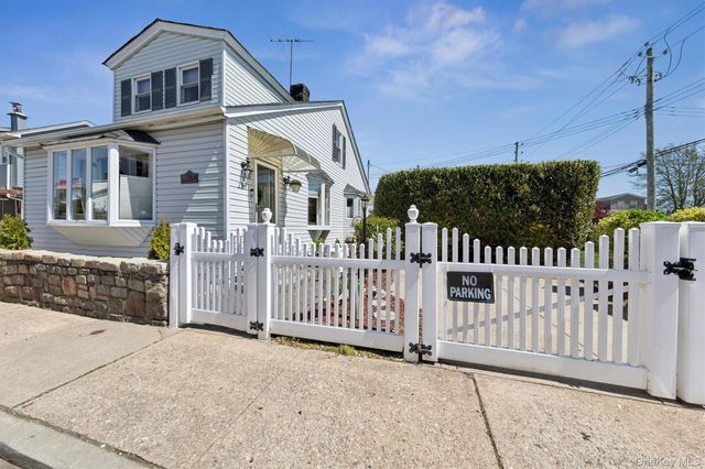 28 Fane Court, Brooklyn, NY 11229